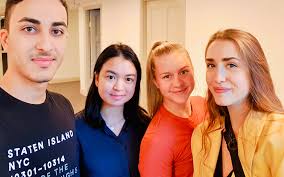 CBH-studenter hjälper till i internationaliseringen