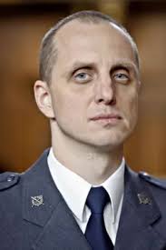 Więźniów coraz mniej. Bo... nie docierają do Zakładów Karnych