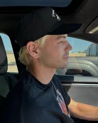 New hair, new beginnings" for a bad breakup? Nope. For Taylor Fritz, it is  for a 0-10 record against Novak Djokovic. : r/tennis