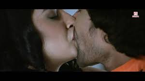 आम्रपाली और निरहुआ का अब तक का सबसे हॉट गाना