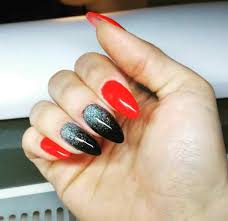 Uñas decoradas en rojo y blanco. Https Xn Decorandouas Jhb Net Unas Rojas Decoradas