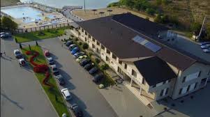 Satu mare is a city with a population of 102,400 and the capital of satu mare county, romania, as well as the center of the satu mare metropolitan area. Complex Apa 4 Apa Satu Mare Romania 33 Guest Reviews Book Hotel Complex Apa 4