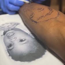 Voir plus d'idées sur geeky flash on instagram: Trey Songz Reveals Tattoo Of Son Noah That Grape Juice