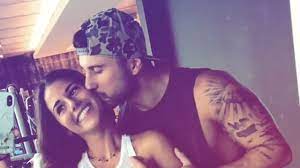 Das letzte bild postete sarah im oktober mit ihm. Sarah Lombardi Und Ihr Roberto Beim Heissen Partner Workout Sam S Health And Fitness