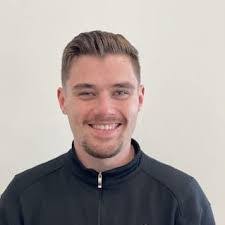 Jennifer Treaster's Instagram, Twitter & Facebook