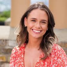 Celebrating 1 year at Minute Media🏆