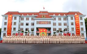 Hà nam nam thanh niên từ nhật bản về, kết thúc hai tuần cách ly với xét nghiệm âm tính, tuy nhiên về nhà được hai ngày thì ho, sốt, xét nghiệm dương ngày 22/4, anh trở về hà nam, tự cách ly tại nhà. Cong An Tá»‰nh Ha Nam Home Facebook