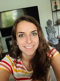 Danielle Foley's Instagram, Twitter & Facebook