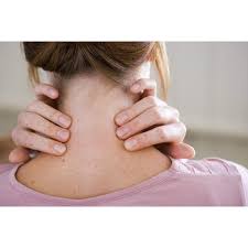 Dowager's hump is an outward curvature of the thoracic vertebrae of the upper back. Pin On Health