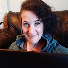 Kayla Linton's Instagram, Twitter & Facebook