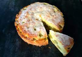 tdieses einfach herzustellende backwerk ist alles andere als gewohnlich als wir den ruhrkuchen mit dezentem weingeschmac weinkuchen lebensmittel essen rezepte