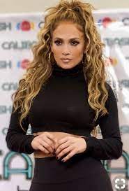 18 Easy Hairstyles For Medium Hair Thrivenaija Jennifer Lopez Hair Jlo Hair Hair Styles