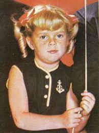 Pin On Beggars And Kings In A Magical Sky