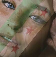 تحتفل اليوم الجميلة (طوكيو) اورسولا كوربيرو بطلة المسلسل الاسباني la casa  de papel بعيد ميلادها ال30 #عايدوها ⁦❤️⁩ #REEDS_قصب · قصب_Reeds · Facebook