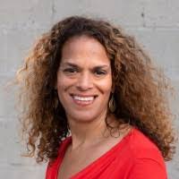 Donna Hardwick's Instagram, Twitter & Facebook