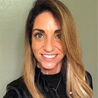 Tara Callan's Instagram, Twitter & Facebook