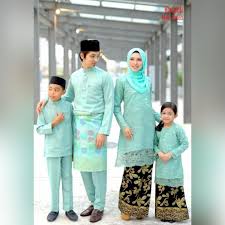 Shop online now or visit our retail stores! View Family Set Baju Raya Sedondon 2019 Pictures Bajurayagallery