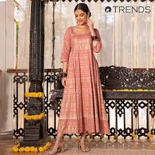 Reliance Trends - Official - Excited to dress up for Onam? Get yourself a  new look for a brand new celebration. Visit your nearest Trends store, shop  for Rs.3499 to get exciting