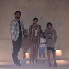 Travis barker, kourtney kardashian — photo: Kourtney Kardashian And Travis Barker S Pda Filled Posts Branded Weird By Rocker S Ex Shanna Moakler
