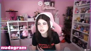 Abby  Abbyimu  Littleragergirl  abbyrao  anyuser Foto filtrada desnuda  de OnlyFans 50 - Nudogram v2.1