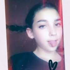 Abby Konigsberg's Instagram, Twitter & Facebook