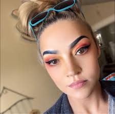 WOMAN ARRESTED IN 2015 MURDER CASE On 1/12/2015 around 7:15 p.m., Officers  responded to a homicide at a home near 2200 N. Atlanta Court. When Officers  arrived, they found the victim, identified