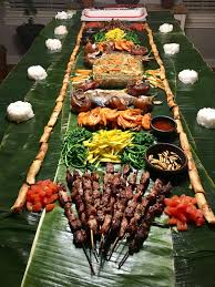 Birthday Food Ideas For Adults Pinoy Style Boodle Fight Marc 2017 Recipes Food Philippines Recipes