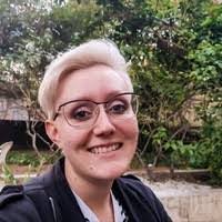 Rebecca Pahl's Instagram, Twitter & Facebook