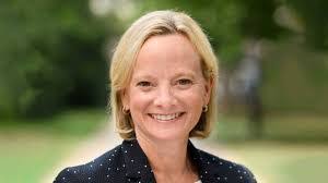 Carol Kondrach's Instagram, Twitter & Facebook