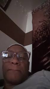 Roxanne Lewis (@roxannelewis30)