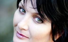 Sonya Marks's Instagram, Twitter & Facebook