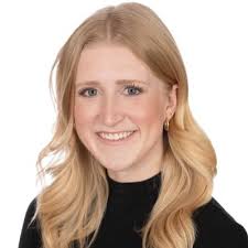 Nicole Ortiz (@deckard_nicole)