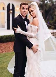 While the couple legally married in 2018, they hosted a. Pin By Marco Wust On á´Šá´œsá´›ÉªÉ´ Ê™Éªá´‡Ê™xÊ€ á´Ê ÊŸÉªá´›á´›ÊŸá´‡ ÊŸá´á´ e ê•¥ Hailey Bieber Wedding Justin Hailey Wedding Dresses