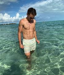 13,551 likes · 6,415 talking about this. Casper Ruud On Instagram Beach Time After A Morning Practice Theshoreclubtc Beach Time Ruud Beach