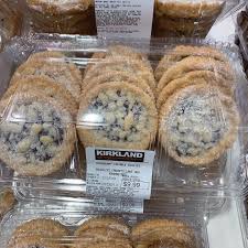 Costcofindsca I M Seriously Still Crazy About These Raspberry Crumble Cookies One Of My Favs Facebook