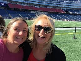 Danielle Berthiaume's Instagram, Twitter & Facebook