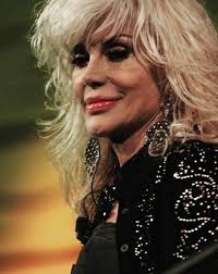 Rettore (donatella rettore) donatella lyrics: Gossip Donatella Rettore Racconta Il Suo Grande Dramma Poi L Appello