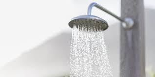 Now you want to fill this bag with a mixture of white vinegar and water. How To Clean A Shower Head