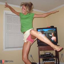 Voyeur (downblouse) - ZB Porn