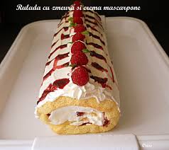 Acest delicios desert este varianta cu fructe a prajiturii tiramisu. Arome Si Culori Rulada Cu Zmeura Si Crema Mascarpone
