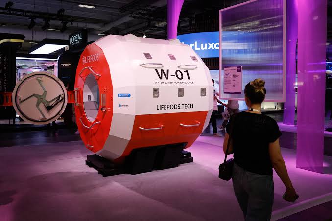 Portable bunkers ready for disaster survival