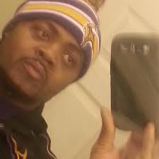 derrick jamison (@iamdeejae)