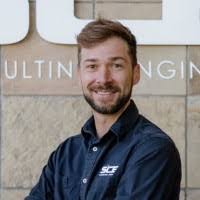 100+ perfiles de «Kobus»