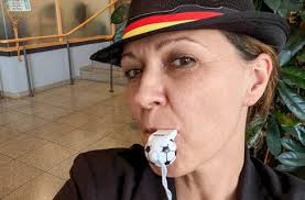 1/25 Frühling lässt sein blaues Band ...