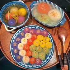 Bánh chay ngũ sắc có màu bắt mắt, hấp dẫn nên thường được nhiều gia đình lựa chọn trong ngày tết hàn thực. Flqtiitg97mbdm