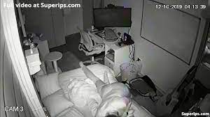 IPCAM – Hot College Couple Fucks In Their Dorm Room - EPORNER