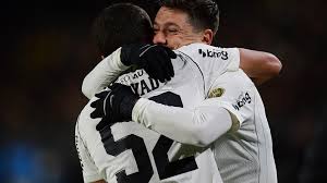 Zakaria Labyad garantiza el liderazgo de Corinthians
