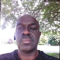 50+ perfiles de «Revis»