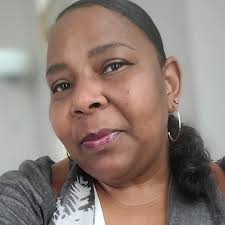 Lynn Lamar (@deezinediva) • Instagram photos and videos