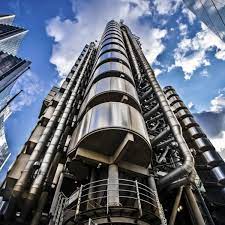 Beautifully animated, this inspiring short film will take you on a journey through 325 years of innovation, creative underwriting and new beginnings. Lloyds Of London Warns Of Brexit Impact On Uk Operations